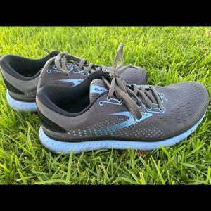 Women’s Brooks Glycerin 18